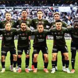  Beşiktaş'tan sakatlık açıklaması: Hastanede gözlem altında