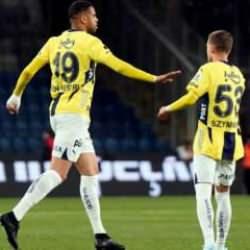 En-Nesyri gol orucunu Başakşehir'de bozdu