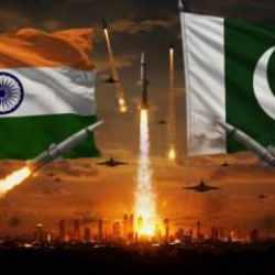 Hangi &uuml;lkenin f&uuml;zeleri daha g&uuml;&ccedil;l&uuml;? İşte Pakistan ve Hindistan'ın en &ouml;l&uuml;mc&uuml;l f&uuml;zeleri!