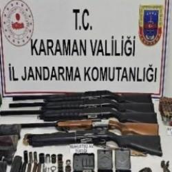 Karaman&rsquo;da aranan 30 kişi yakalandı, 4&rsquo;&uuml; tutuklandı