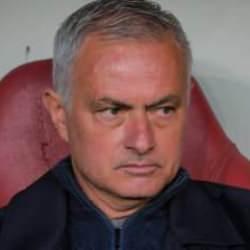 Mourinho 'tazminatsız' gidiyor: Koltuğuna iki 'yerli' talip var