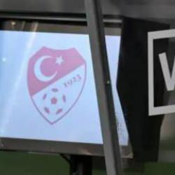 Trabzonspor-Galatasaray maçının VAR hakemi belli oldu