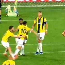 Tadic sahada çılgına döndü! Talisca ve Tadic arasında gerginlik