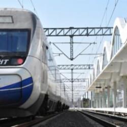 YHT istasyonlarındaki "Turuncu Masa" engelleri kaldırıp ulaşımı kolaylaştırıyor