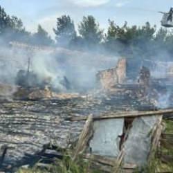 Ahırda &ccedil;ıkan yangın nedeniyle 54 kuzu telef oldu