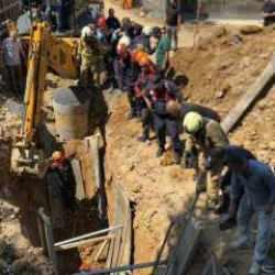 &Ccedil;ekmek&ouml;y'de inşaat alanında g&ouml;&ccedil;&uuml;k! Acı haber geldi