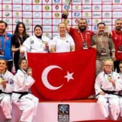 Milli kadın judocular dünya şampiyonasında altın madalya kazandı