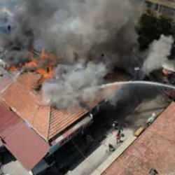 Erzincan&rsquo;da korkutan yangın! Ekipler m&uuml;dahale ediliyor