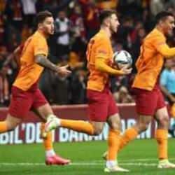 Galatasaray'ın eski yıldızıydı, yeni yuvasında gol kralı oldu