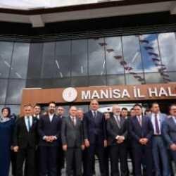 Manisa, Türkiye'nin en büyük kütüphanelerinden birine kavuştu