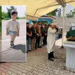 Sakarya’daki bungalov tesisinin havuzunda boğulan Ardıç’a son görev