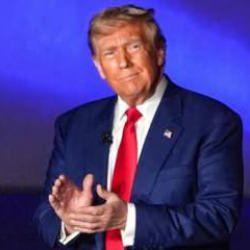 Son dakika... Trump: Katar 42 milyar dolarlık askeri alım yapacak