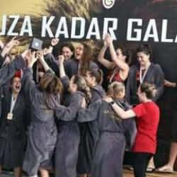 Sutopu Kadınlar 1. Lig'de şampiyon Galatasaray Zena
