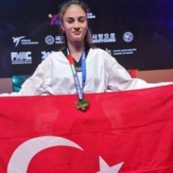 Taekwondo'da yıldızımız parladı! Sena Yılmaz dünya şampiyonu