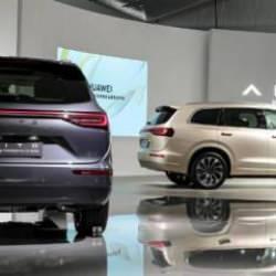 Çinli devin ayak sesleri: Mercedes BMW'yi solladı