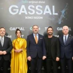 "Gassal" ikinci sezonuyla bomba gibi döndü! Galadan renkli görüntüler göz doldurdu