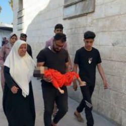 İsrail ablukası altında olan Gazze'de 4 yaşındaki bir çocuk açlıktan şehit oldu