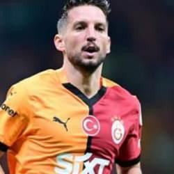 En son G.Saray'da oynamıştı! Emeklilik kararını açıkladı