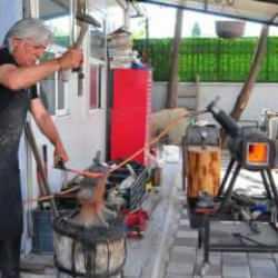 Sıradışı kaymakamı görenler gözlerine inanamıyor: Elinden her iş geliyor!