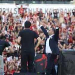 Süper Lig efsanesi 17 yıl sonra şampiyon oldu! Kutlamalarda korku dolu anlar