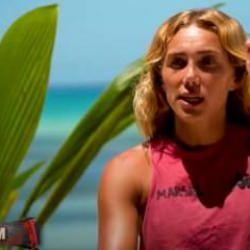 Survivor'da akıllara durgunluk veren tepki! Kriz geçirdi ve eşyalarını yaktı 