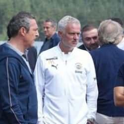 Ünlü yorumcu açıkladı! Fenerbahçe'den 117 milyon Euro'luk yıldız