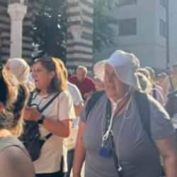 Diyarbakır'da esnafın yüzü güldü: PKK'nın fesih kararı sonrası turist akını başladı!