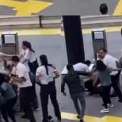 Mersin'de iki grup kadın birbirine girdi! O anlar kamerada