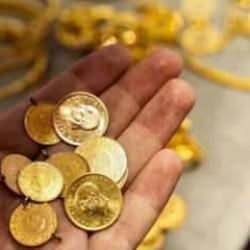 Altın fiyatları doların gölgesinde geriledi