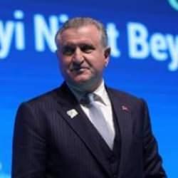 Bakan Bak'tan Sultanbeyli'ye spor tesisi müjdesi