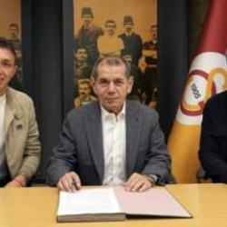 Galatasaray, Muslera'nın takımıyla anlaşma yaptı