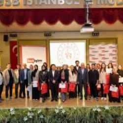 İletişim Okulu ilk mezunlarını verdi