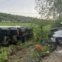 Karabük'te zincirleme kaza: 2'si ağır, 9 yaralı