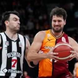 Kartal pota derbisinde Aslan'ı 100'lük yaptı! Yarı finale yükseldi