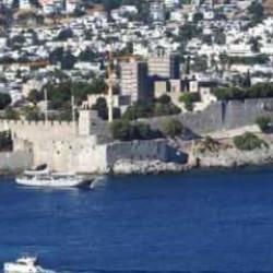 Kiraları uçuşa geçti! Saray fiyatına yazlık kiralanıyor!