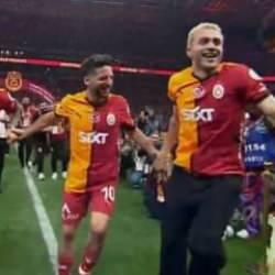 Kutlamalara horon damgası! Galatasaray'ın yabancı yıldızı kendinden geçti