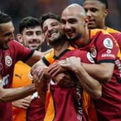 Mertens, Galatasaray'a 5 kupayla veda etti