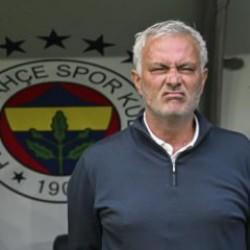 Mourinho maç sonu açıkladı! 'Yarın Türkiye'den ayrılıyorum'