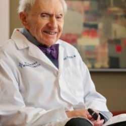 102 yaşındaki doktorun 4 sırrı!