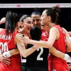 Filenin Sultanları durdurulamıyor! Son kurbanı Polonya