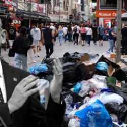 İzmir'i çöp götürüyor! Grev 7. gününde... Özgür Özel İzmirlileri yok saydı