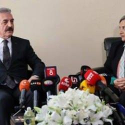 Bayramlaşma programında MHP ve DEM Parti detayı dikkat çekti