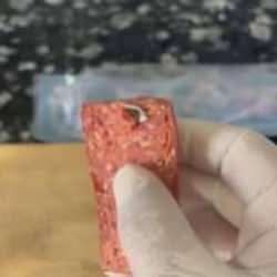 Sucuktan çıkan cisim mide bulandırdı!
