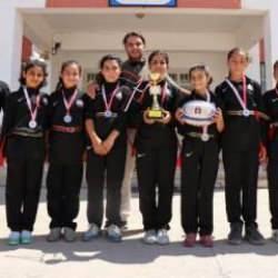 Köyde bir öğretmenin kurduğu ragbi takımı Şanlıurfa'ya madalya getirdi