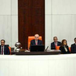 Kurtulmuş'tan yoğun ve tartışmalı gündemde dikkat çeken yönetim: 2 hafta aralıksız yönetti