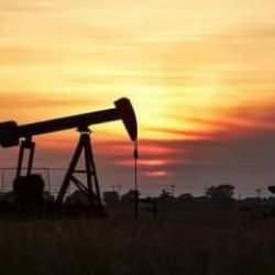 OPEC+'nın üretimi artırma hamlesiyle petrol fiyatlarının gerileyebileceği öngörülüyor