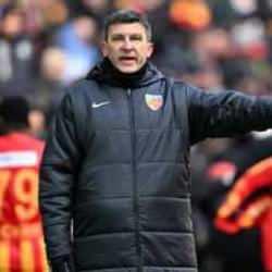 Flaş ayrılık sonrası Süper Lig ekibinden teknik direktör kararı!