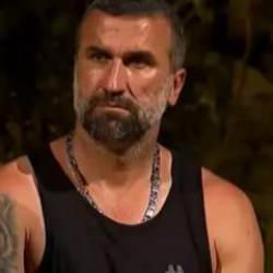 B&ouml;ylesi beklenmiyordu: Survivor kariyerini sonlandırdı, vedalaşmadan gitti!