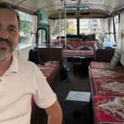 1985 model otobüsünü eve dönüştürdü: 3 yıldır Anadolu'yu geziyor