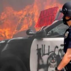Los Angeles'ta neler oluyor? Uzman isimler değerlendirdi: Siyasi kutuplaşma derinleşiyor!